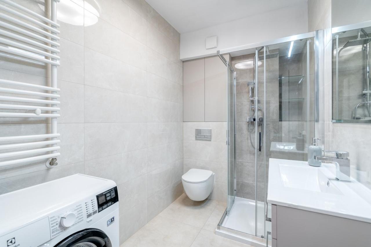 Apartament Centro46 Z Parkingiem Podziemnym Torun Luaran gambar